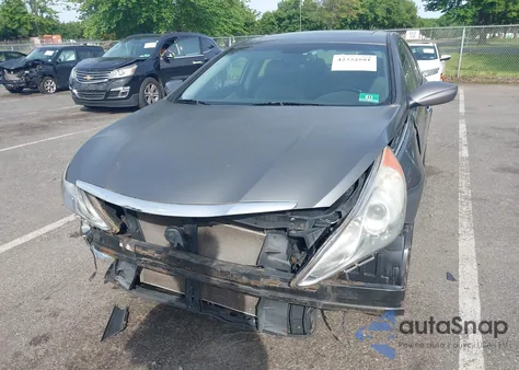 2011 Hyundai Sonata Se z USA, uszkodzony, nr VIN 5NPEC4AC2BH178205